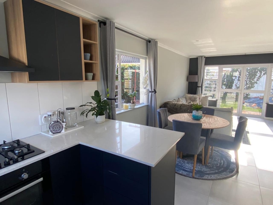 To Let 3 Bedroom Property for Rent in Tokai Western Cape